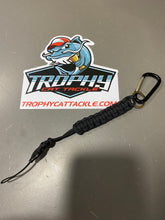 Load image into Gallery viewer, Trolling Motor Paracord Belt Clips
